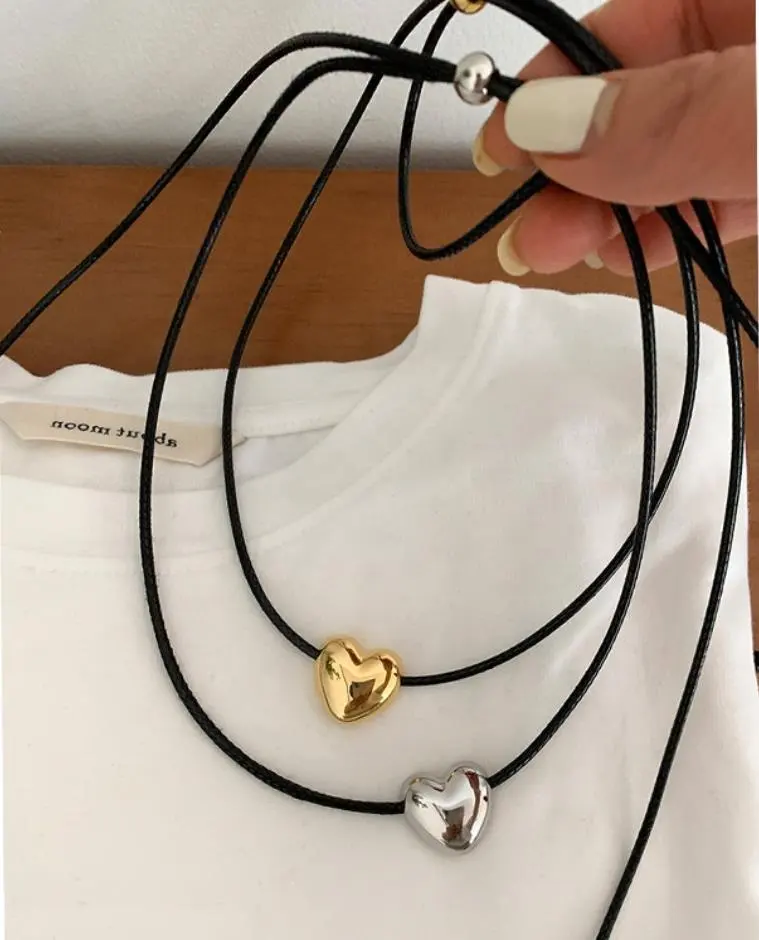 Popolare collana cuore Design pendente con lunghezza regolabile placcato in oro filo di cuoio popolare collare cuore girocollo per le donne
