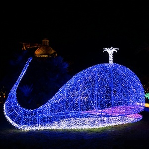 Luz LED Decorativa con Motivo de Ballena y Faro, para Proyectos Grandes, Decoración Oceánica, Festividades, Calles Comerciales, Protección Ambiental - Product Image 3