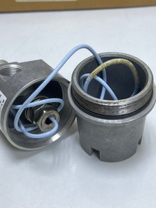 Sensor de Proximidad Bently Nevada 21000-16-10-00-065-04-02 Usado - Product Image 2