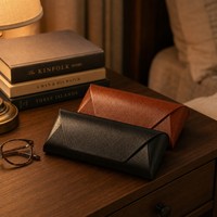 Étui à lunettes rétro en cuir PU, logo personnalisé imprimé, étui à lunettes de soleil, étui à lunettes de vue, design pliable portable pour homme et femme, cadeau