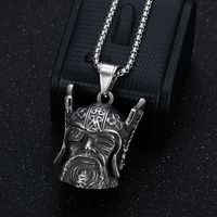 Collier pendentif porte-clés en acier inoxydable, casque de guerrier celtique cyclope, Viking Odin, moto, vélo, protection