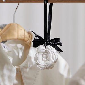 True Scent Hanging Ceramic Aroma <strong>Flower</strong> Stone Fragrance Oil <strong>Diffuser</strong> for Car Home Stone Scented <strong>Clay</strong> <strong>Diffuser</strong> Stone - Product Image 2