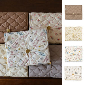 Fasciatoio per neonati in cotone stampato, compatto, pieghevole, impermeabile, per neonati e bambine - Product Image 2