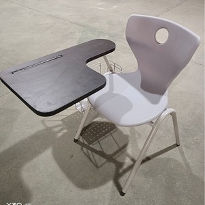 Conjunto de Silla y Escritorio para Estudiantes con Mesa Adjunta para Uso Escolar, Material ABS Blanco - Product Image 1