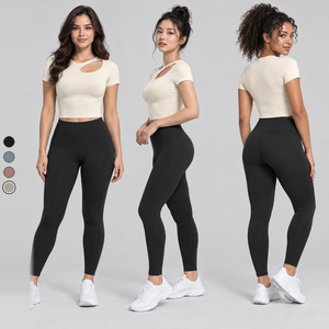 Haut de yoga pour femme Performance Ivory à manches courtes LUXD012 pour yoga, pilates, gym, course à pied, entraînement, vêtements de sport OEM ODM - Product Image 1