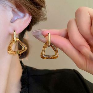 65 Estilos Nuevos de Moda, Geometría Irregular, Pendientes de Plata de Ley de Alta Calidad, Chapados en Oro/Plata Vintage, con Cuarzo, para Mujer - Product Image 5
