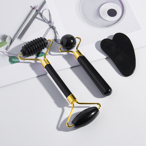 Kit de 3 outils de massage de haute qualité : Rouleau de jade, bâton de massage facial à picots, et masseur de modelage et de raffermissement de la peau - Product Image 4