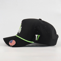 Casquette de papa tendance à visière incurvée ODM OEM avec patch de marque en PVC, fermeture snapback et badge métallique élégant, casquette de sport d'extérieur performante