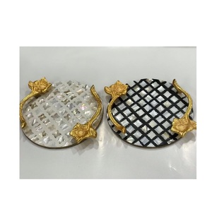 Bandeja de resina decorativa hecha a mano con diseños únicos para fiestas, bodas y ocasiones especiales al precio más barato - Product Image 3