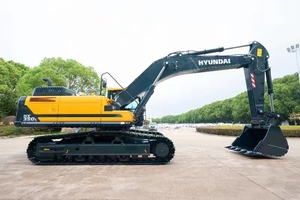 รถขุดไฮดรอลิกมือสอง Hyundai HX350L ขนาด 35 ตัน พร้อมเครื่องยนต์ Cummins - Product Image 2