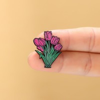 Pin Decorativo de Solapa de Metal Esmaltado con Diseño Floral de Jarrón Botánico