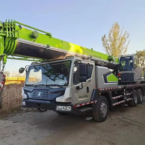 Grue sur camion Zoom-lion ZTC250V de 25 tonnes d'occasion de 2018 en bon état - Product Image 1