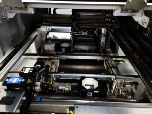 Leiterplatte Fließband Elektronik Produktions maschinen FUJI AIMEX IIC SMT smd Bestückung maschine - Product Image 2