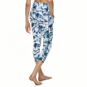 Leggings Capri Deportivos PIHA para Mujer, Cintura Media, Suaves, con Estampado por Sublimación, Control de Abdomen, Cintura Elástica, Efecto Reductor, Tallas Grandes - Product Image 6
