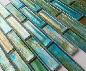 Piastrelle di vetro del Backsplash del bagno di colore verde smeraldo del mosaico della striscia della piscina
