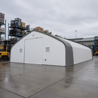 Abri de toit en dôme moderne en acier robuste avec revêtement en poudre, tissu imperméable et résistant aux UV pour garage industriel et stockage