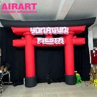 Arches gonflables pour la décoration d'événements en intérieur. Arche gonflable rouge pour l'affichage.