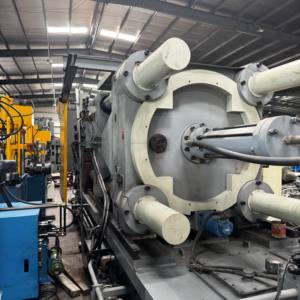 800T in lega di alluminio di medie e grandi dimensioni ha utilizzato macchine per pressofusione per ricambi auto - Product Image 6