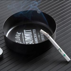 Diseño anticaída a la moda, tallado de animales, moda para el hogar, oficina, regalo personalizado para <span class=keywords><strong>novio</strong></span>, Cenicero de Metal nórdico de aniversario - Product Image 2