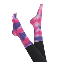 Chaussettes de sport professionnelles antidérapantes en coton sans couture à cinq doigts pour yoga et pilates, avec grip personnalisé, tie-dye, ODM