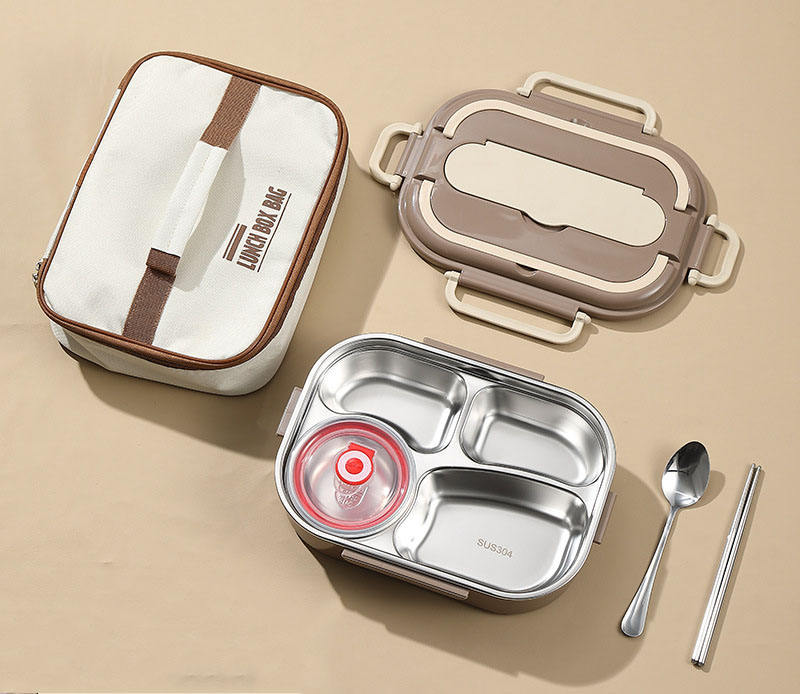 Four compartments + soup bowl + cutlery + bag