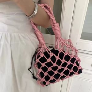 Bolso de mano tejido a mano hueco de diamantes de imitación de diseñador de lujo para banquetes de mujer <span class=keywords><strong>tipo</strong></span> de cierre abierto - Product Image 2