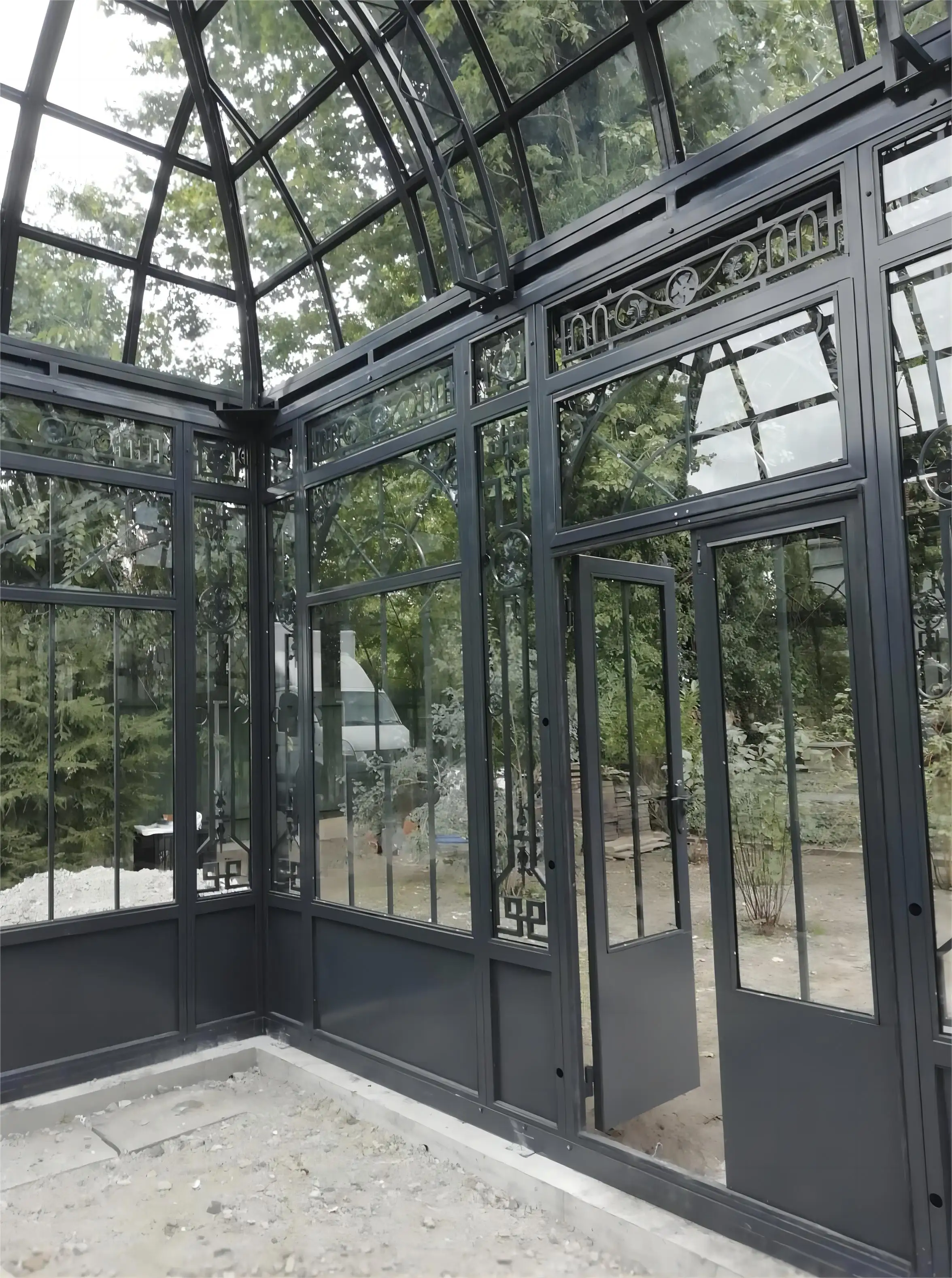 ガラス屋根錬鉄製ガゼボモダンガーデン装飾屋外温室