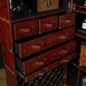 Armoire à vin en bois haute avec porte en cuir pleine fleur à deux portes, meuble de présentation de whisky pour salon, hôtel, salle VIP, villa, maison - Product Image 4