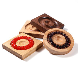 Petit présentoir à bijoux rond et carré en bois Vente en gros Présentoir à bijoux Vente au détail Présentoir à bijoux et bracelets Pour boutique Magasin de détail - Product Image 3