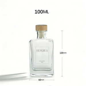 Bouteilles en verre carrées plates <span class=keywords><strong>de</strong></span> 50 ml, 100 ml, 200 ml, 500 ml pour vodka, spiritueux, whisky, <span class=keywords><strong>rhum</strong></span>, liqueurs avec bouchon en liège - Product Image 4