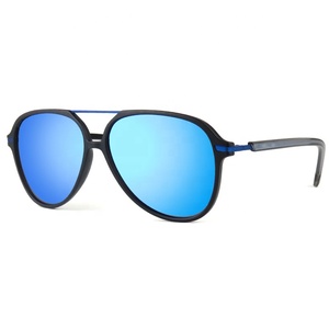 2020 nuevo diseño ligero de logotipo personalizado azul de los hombres gafas de sol polarizadas - Product Image 4