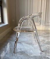 Designer-Stuhl aus Transparentem Glas in Luxusausführung, Unregelmäßige Form, Gefrorener Wassertropfen-Effekt, Kristallklarer Sitz, Innenmöbel