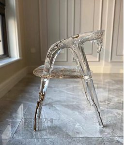 Chaise de designer en verre transparent de luxe léger, forme irrégulière Goutte d'eau glacée, siège en cristal décontracté, mobilier d'intérieur - Product Image 4