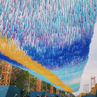 Rubans holographiques colorés activés par le vent JIN PENG pour la décoration d'événements et de festivals en plein air