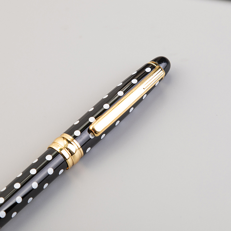 【関税&送料込】Moschino Ballpoint Pen Polka Dots Pleated Sk Moschino 