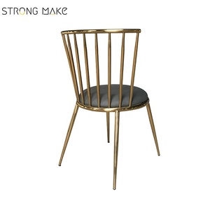 Design personnalisé Élégant <span class=keywords><strong>Scandinave</strong></span> <span class=keywords><strong>pieds</strong></span> en métal Pu Cuir Dinant la <span class=keywords><strong>Chaise</strong></span> - Product Image 3