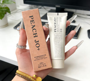 Crème pour les mains parfumée PEACH JO+ Peach Blossom Pro-Xylane Lab Black Tea 29, hydratante et nourrissante - Product Image 1