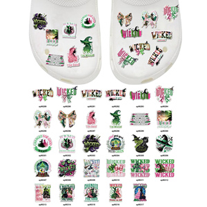 Ciondoli di scarpe in acrilico popolare malvagio per Halloween Horror cacciatore di demoni ciondoli all'ingrosso Anime Cartoon scarpe fibbia decorazione - Product Image 1