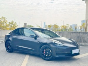 รถยนต์มือสอง <span class=keywords><strong>Tesla</strong></span> <span class=keywords><strong>Model</strong></span> <span class=keywords><strong>3</strong></span> <span class=keywords><strong>Standard</strong></span> <span class=keywords><strong>Range</strong></span> <span class=keywords><strong>Plus</strong></span> ปี <span class=keywords><strong>2021</strong></span> ขับเคลื่อนล้อหลัง ระบบไฟฟ้า 4 ประตู 5 ที่นั่ง ลดราคาพิเศษ - Product Image 3