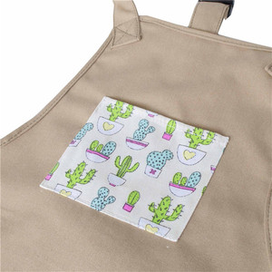 Delantal con estampado de cactus, delantal con múltiples bolsillos para jardinería y barbacoa, uso diario con diseño de dibujos animados - Product Image 3
