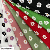Haute qualité 100% polyester mousseline de soie tissu imprimé pour robe vêtements jupes en stock