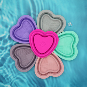 Heart Shape Folding <b>Silicone</b> Makeup Brush Cleaner Bowl Washing Dish Cleaning Pad Cosmetic Egg Sponge Beauty <b>Tool</b> for Home Use - Product Image 1