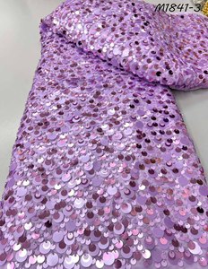 Plain Velvet Cream Lace Plenty Sequins Floral Patch Trim Bridal Saree con trabajo pesado - Product Image 3