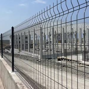 Cercado de seguridad de malla en V de 2,4 m de alto, recubierta de valla de alambre PVC/valla de jardín/valla 3D - Product Image 1