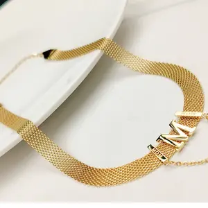 Fabrik Großhandel Mode Anhänger Gold Schmuck Frau Alphabet M Halskette
