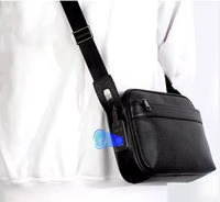 Sac à bandoulière antivol pour homme en cuir véritable, sac à bandoulière de luxe Fipilock avec serrure à empreintes digitales