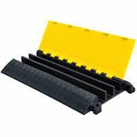 Protecteur de câble robuste à 3 canaux, base en PU, revêtement en LDPE pour la protection des câbles piétonniers lors d'événements