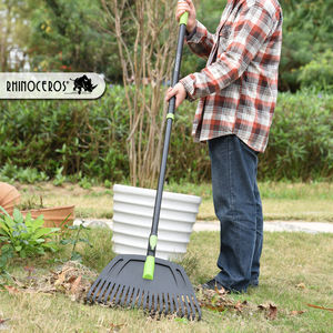 Wholesale Competitive Price Telescopic Handle 21 Tines <strong>Artificial</strong> Gardening Tool <strong>Grass</strong> <strong>Rake</strong> - Product Image 1