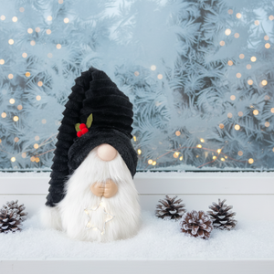 Decorazioni Natalizie Moderne e Personalizzate a Forma di Babbo Natale e Goblin, Realizzate in Tessuto. - Product Image 3