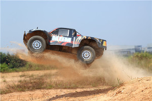 Véhicule à essence <span class=keywords><strong>SF</strong></span> tout-terrain 1/5 avec entraînement de voiture de course à grande vitesse 30CC 4WD - Product Image 5